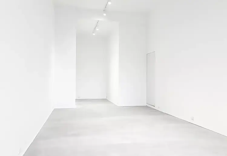 A flexible space combining light and elegance in the Marais