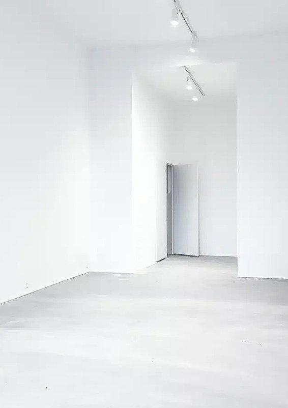 A flexible space combining light and elegance in the Marais