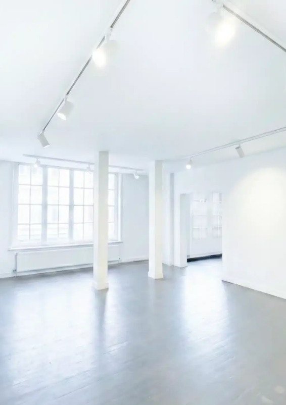 An open-plan venue in the Marais