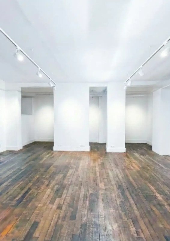 An open-plan venue in the Marais