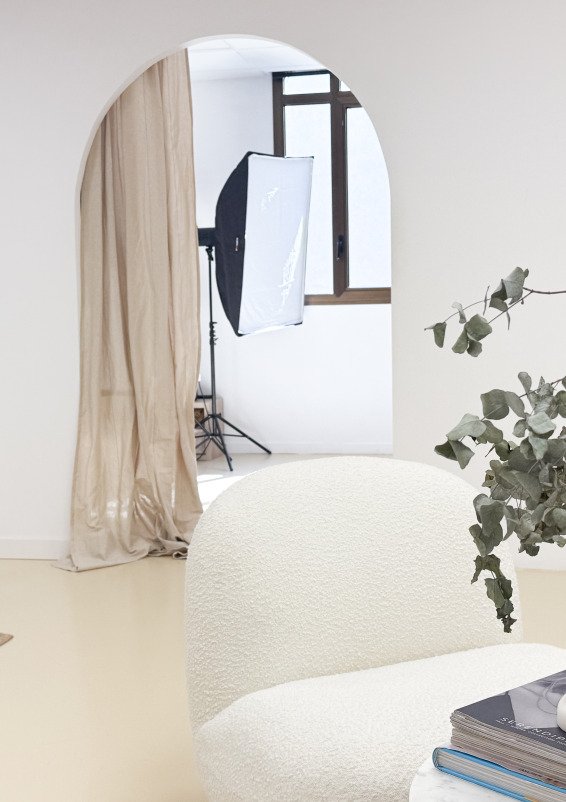 Photgraphy Studio with Natural light