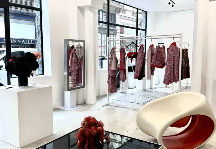 Showroom/Art gallery Paris Center