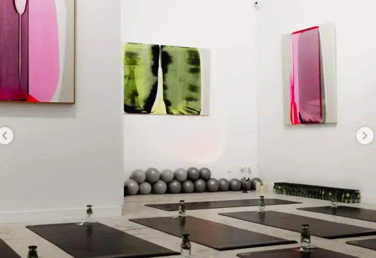 Showroom/Art gallery Paris Center