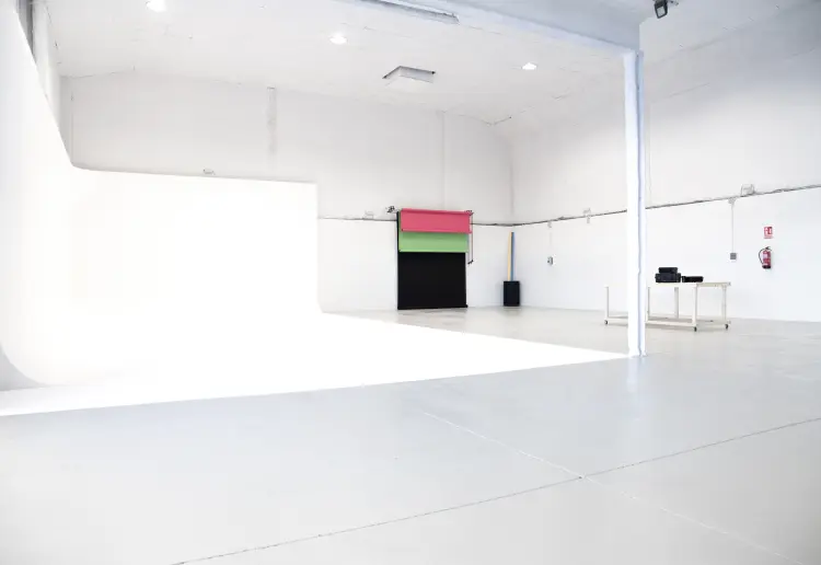 Plató - Estudio de fotografía y vídeo con Ciclorama