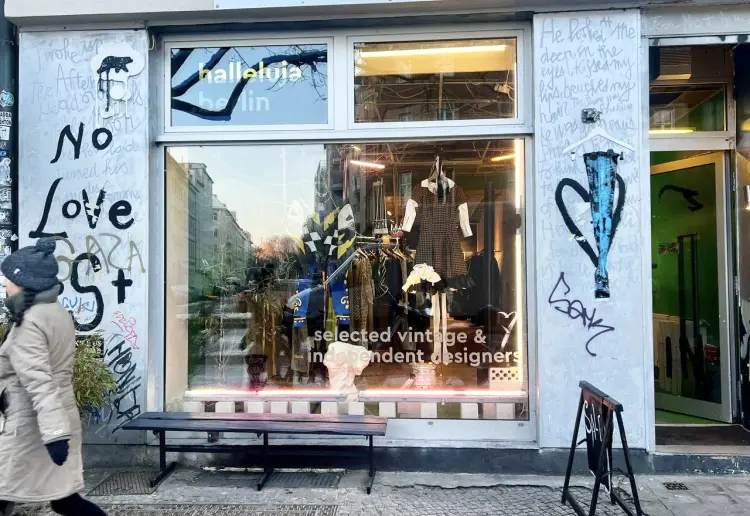 Store and gallery