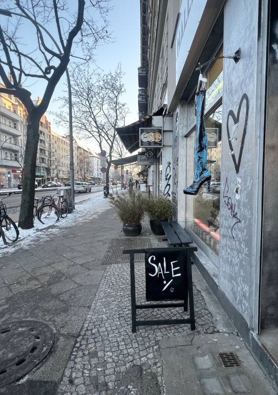 Store and gallery