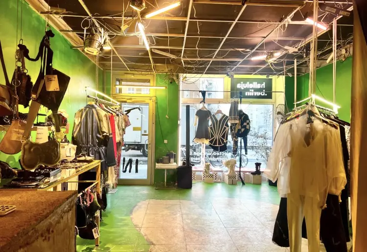Store and gallery
