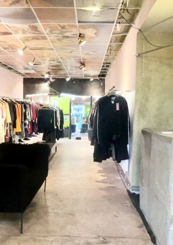 Store and gallery