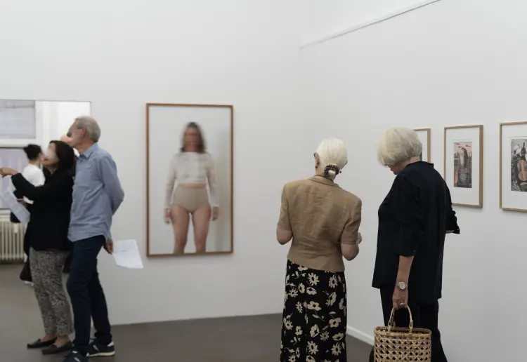 Zentral gelegene Ladenfläche, renommierter und qualitativ hochwertiger Kunstraum mit lokaler Bekannt