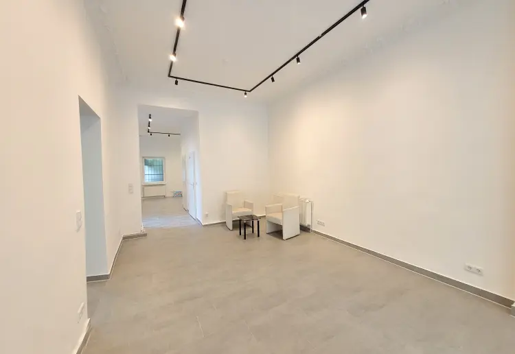 Versatile Art Space & Creative Hub Gallery