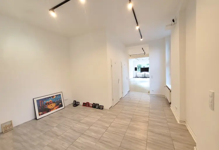 Versatile Art Space & Creative Hub Gallery
