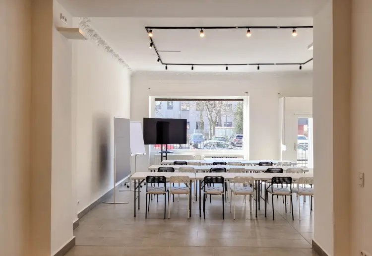 Versatile Art Space & Creative Hub Gallery