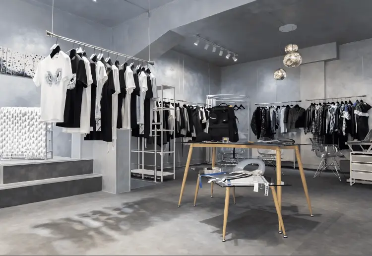 Minimal Creative Pop-Up & Showroom Space in Le Marais