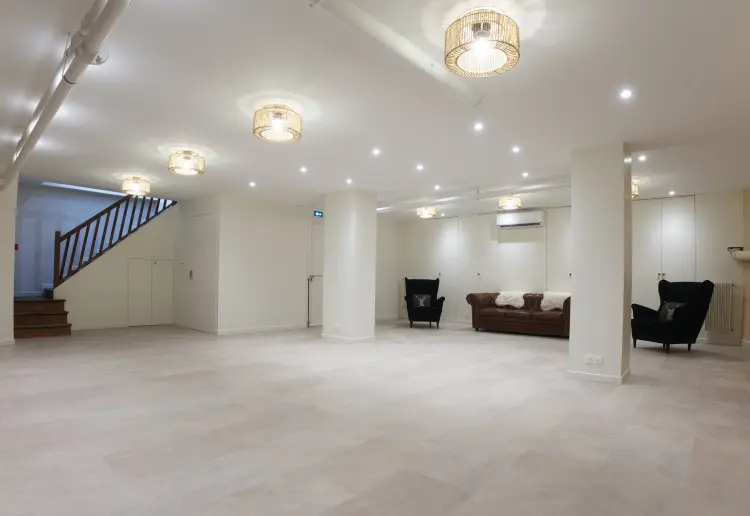SuperSpot – 200 m² d’élégance avec 11 m de vitrine dans le Marais (Paris 3ᵉ)