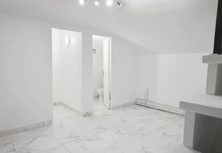 Beautiful Retail Space for Rent – Le Marais, Paris 3rd – Ideal for Pop-Up Stores and Events