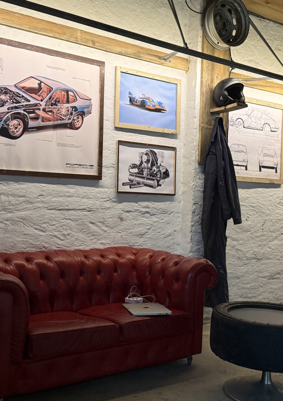 Race Car Garage
