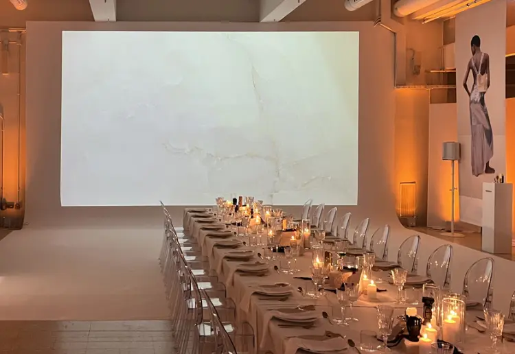 Nuevo espacio diáfano con luz natural y entrada para vehiculos