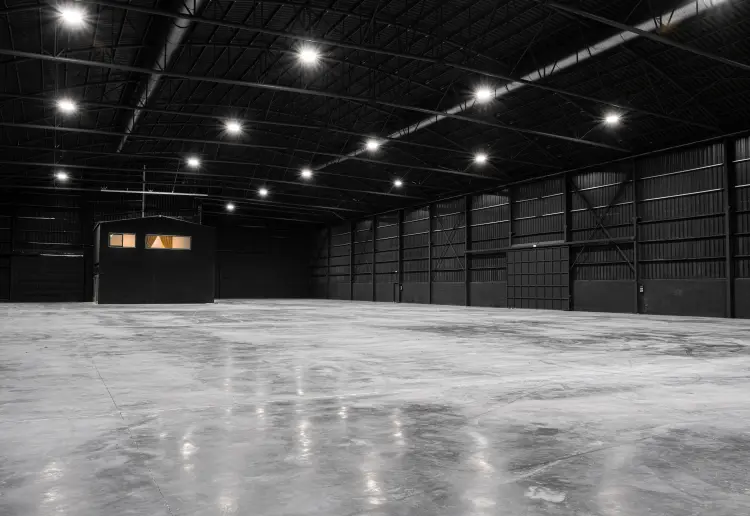 3.000 m2 of open-plan production space