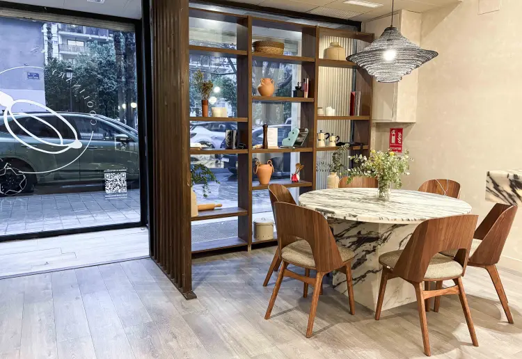 Modern Mediterranean-style restaurant in the heart of Valencia