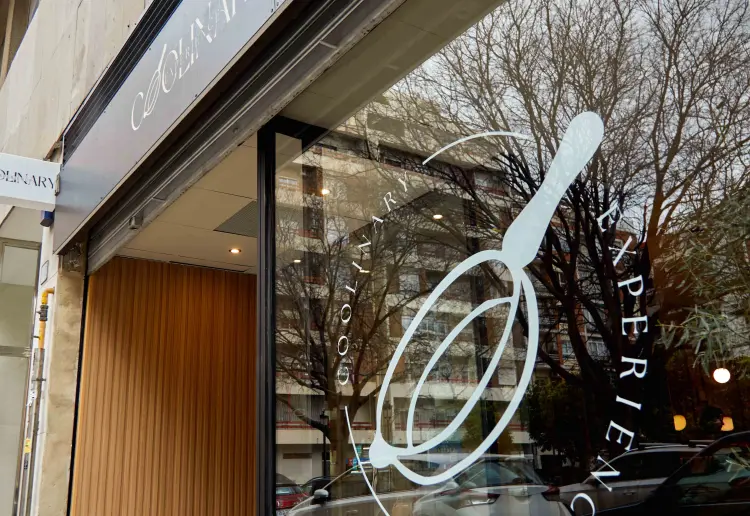 Modern Mediterranean-style restaurant in the heart of Valencia