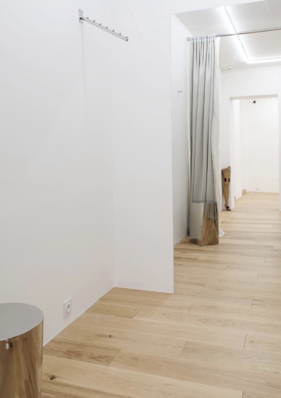 Boutique Showroom - Hausmanian style Le Marais Paris
