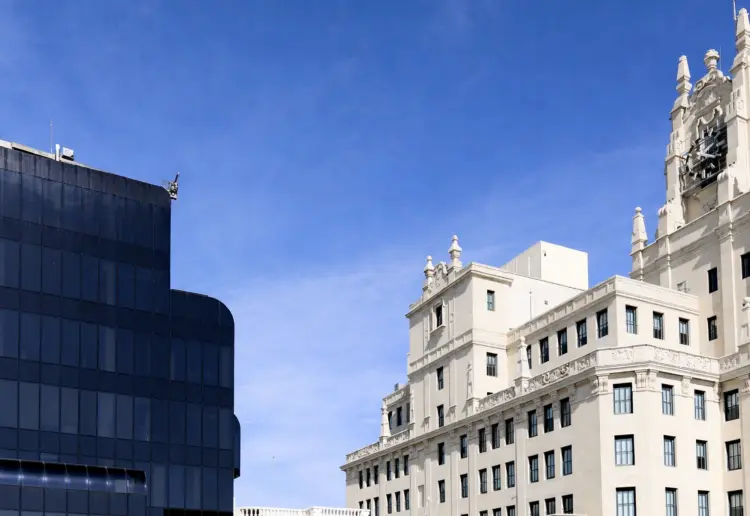 Ático chic y moderno en pleno centro de Madrid