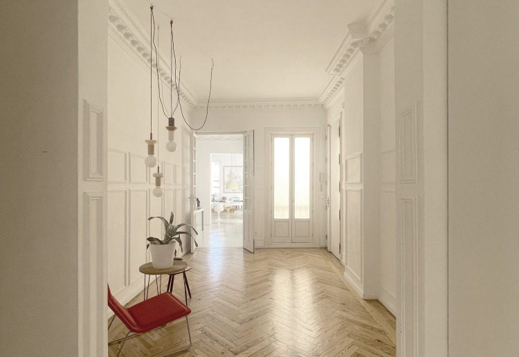 Piso soleado en centro urbano