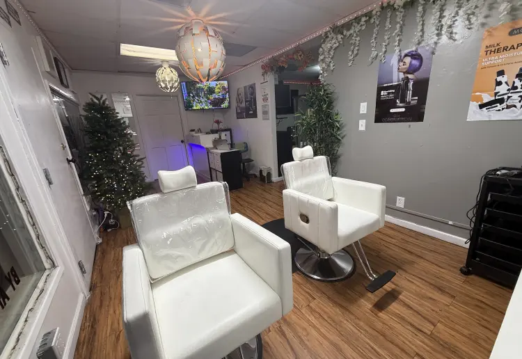 Retail Space for Even Sale or Photo Shut or Meeting
