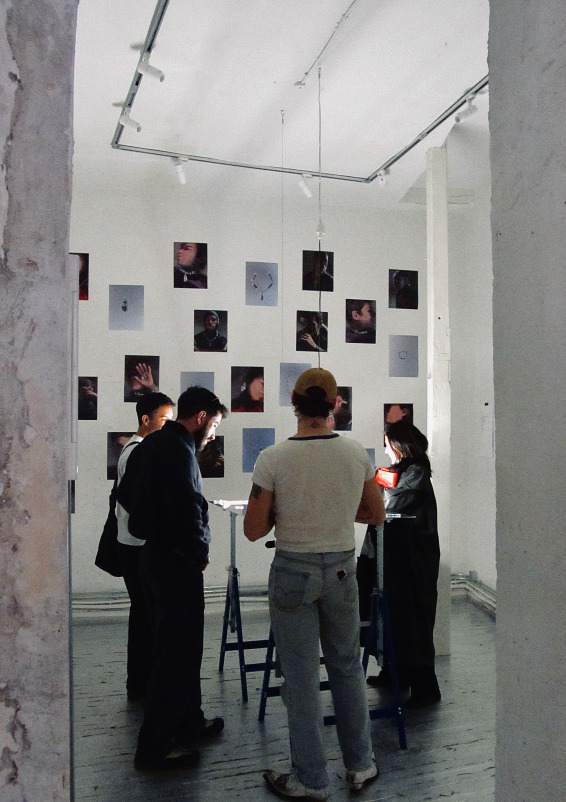Coffee gallery pour événements intimistes, expositions et activations de marque à Malasaña