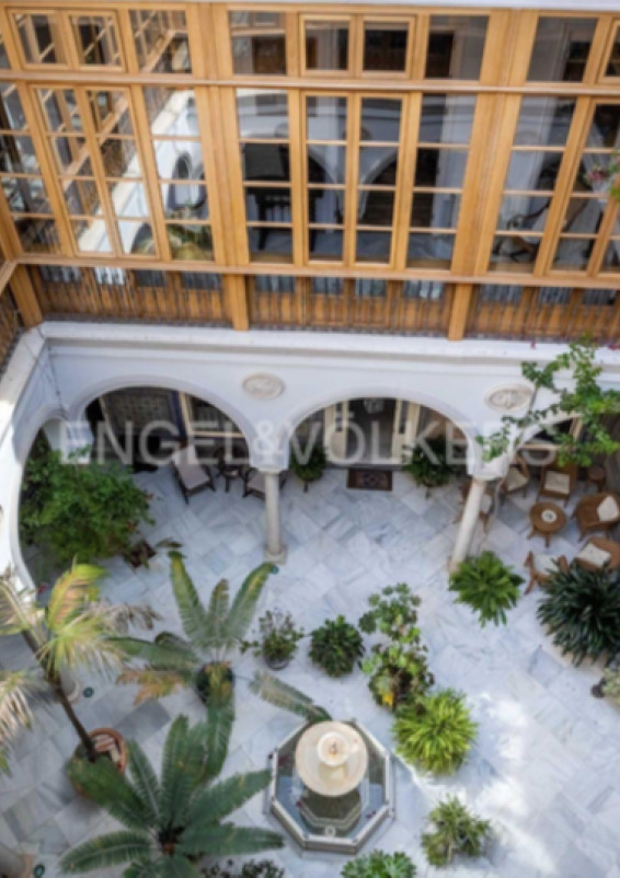 Casa Palacio siglo XVII en el centro de Sevilla