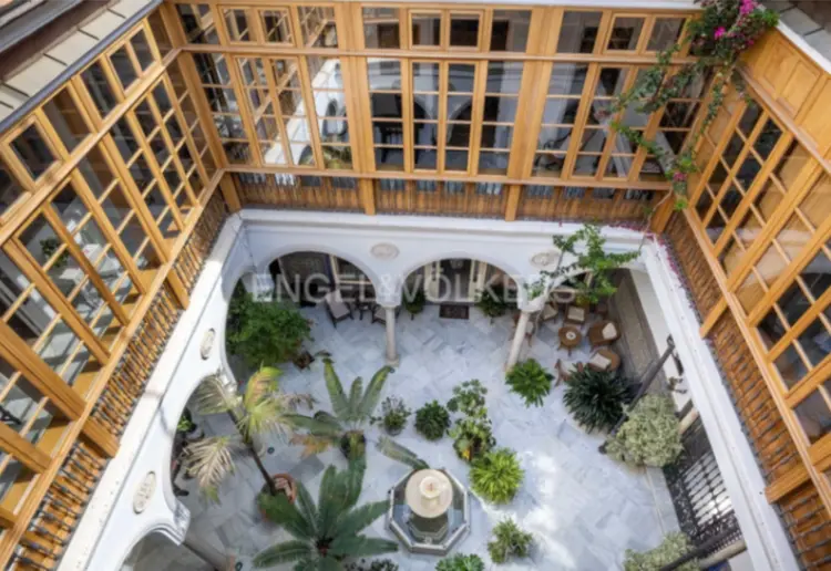 Casa Palacio siglo XVII en el centro de Sevilla