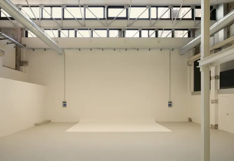 320 sqm event space and photo studio in the center of Milan