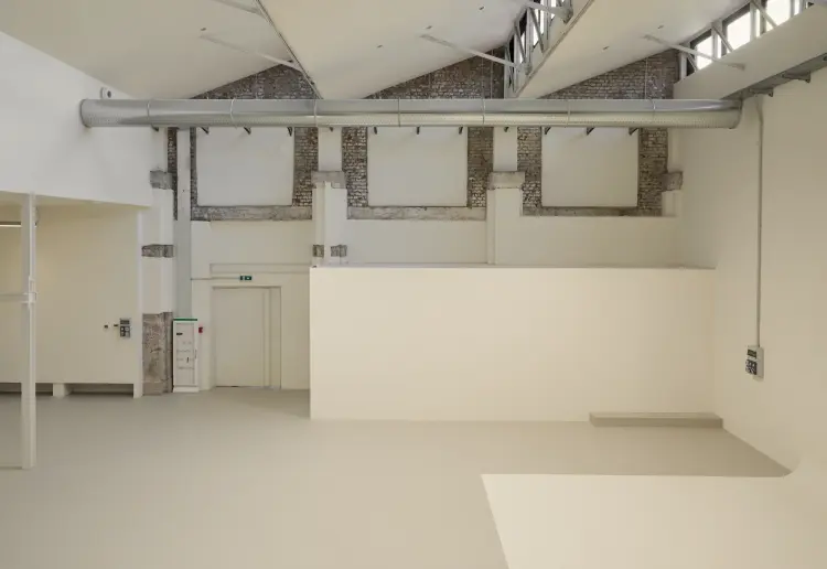 320 sqm event space and photo studio in the center of Milan