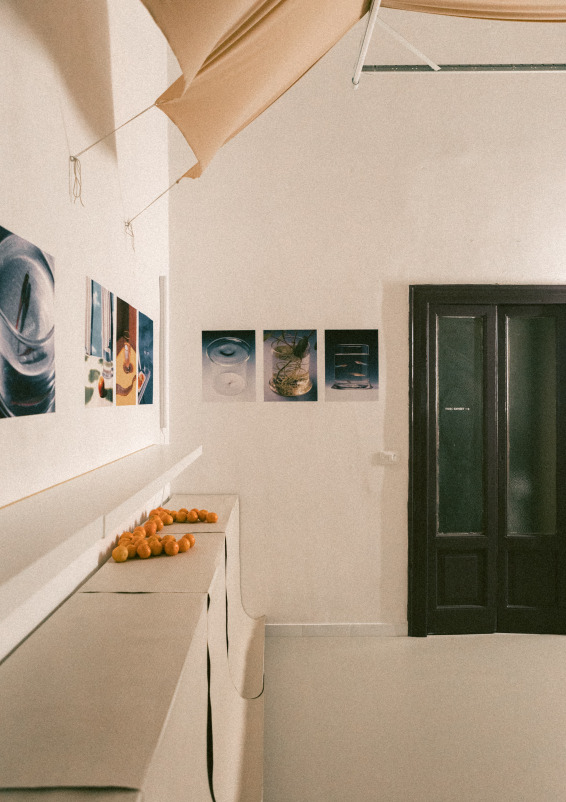 Street-Facing Exhibition Space in Milan