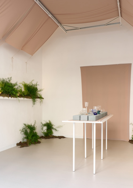 Street-Facing Exhibition Space in Milan