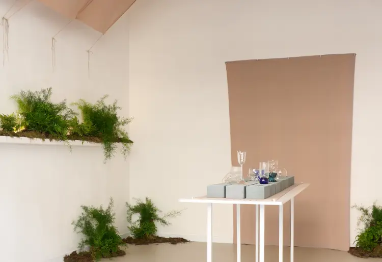 Street-Facing Exhibition Space in Milan