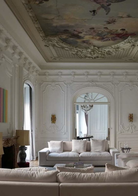 Private 18th-century aristocratic palace in the heart of Madrid’s historic center