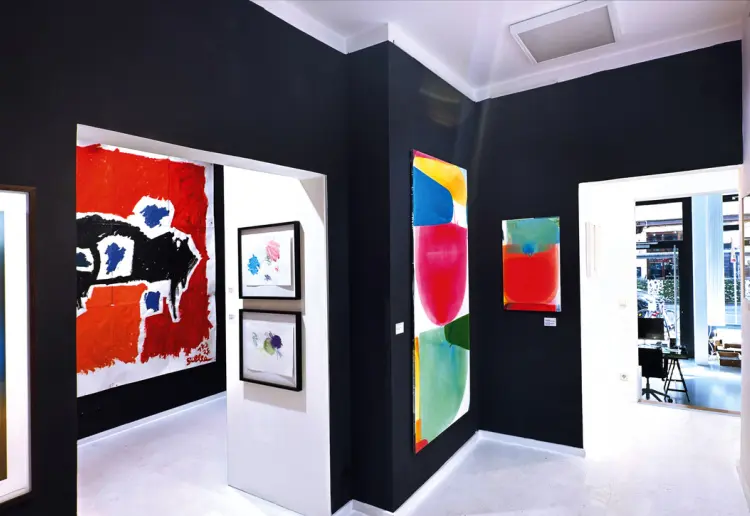 Beautiful gallery space with high walls