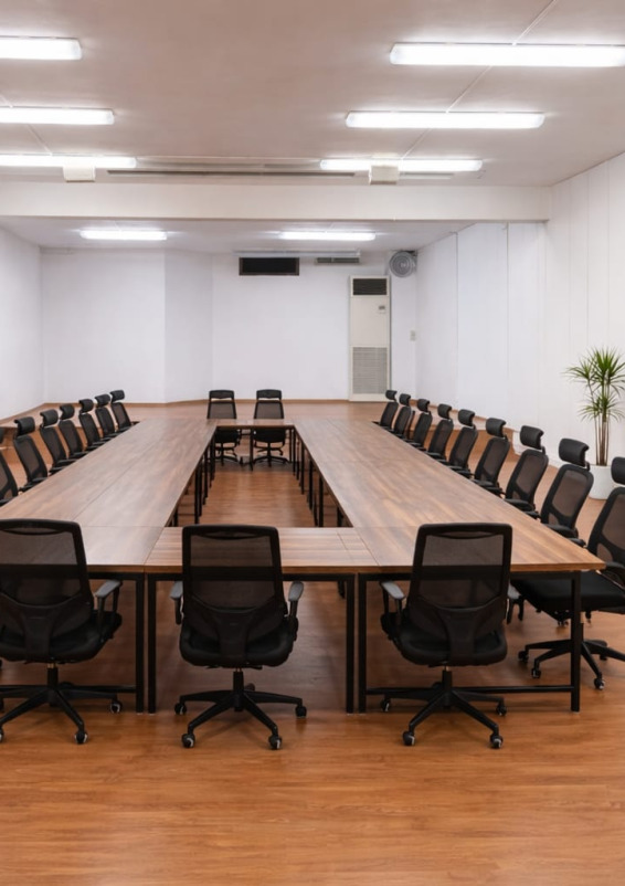 350m² Studio for Premium Office & Events