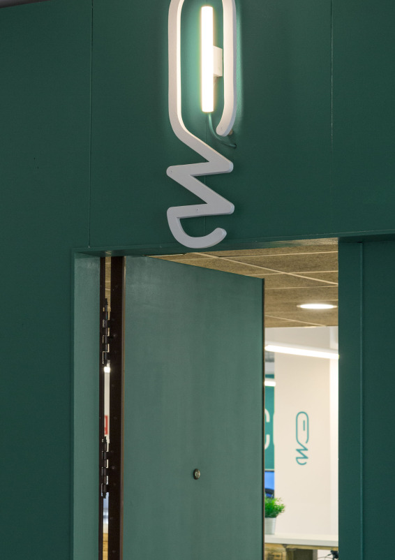 Sala Window