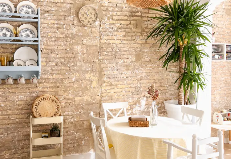 Cocina luminosa con terraza en centro de Valencia