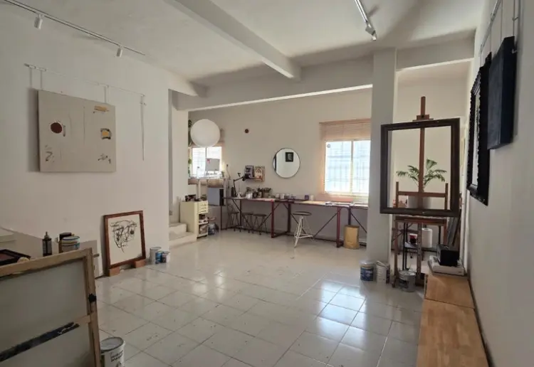 Espacio multidisciplinar de 60 m² en entorno artístico | Alquiler por horas o días