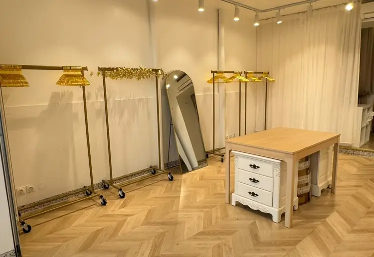 Le Marais Showroom - Pop up Store