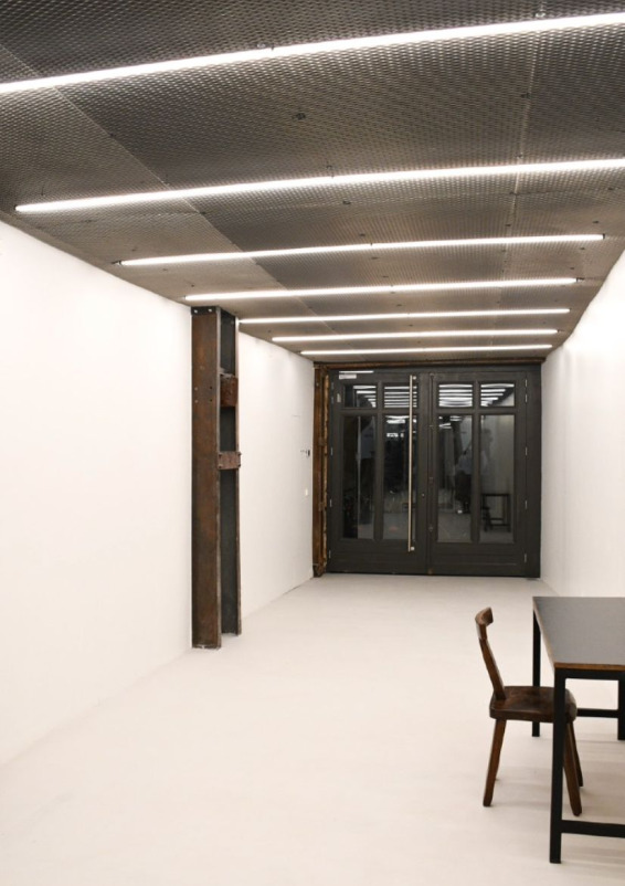 RETAIL - SHOWROOM - 50m2