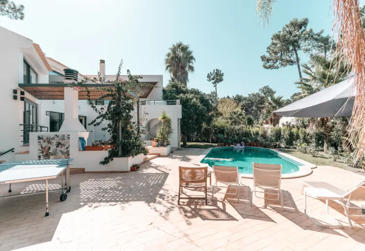 Caparica Beach House with Pool - Casa bonita