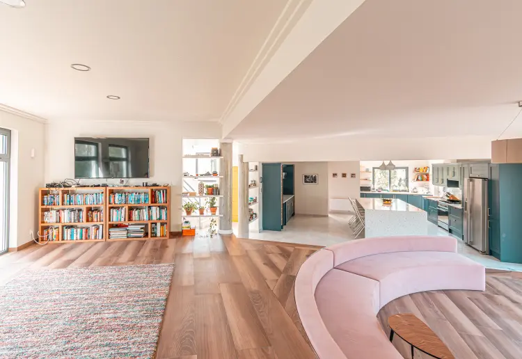 Caparica Beach House with Pool - Casa bonita