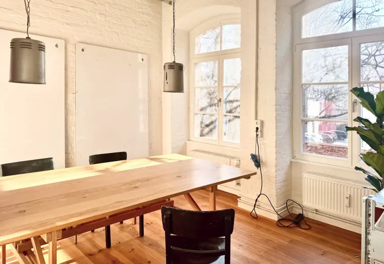 Bright Industrial Loft with Vaulted Ceilings in Kreuzberg near Viktoriapark