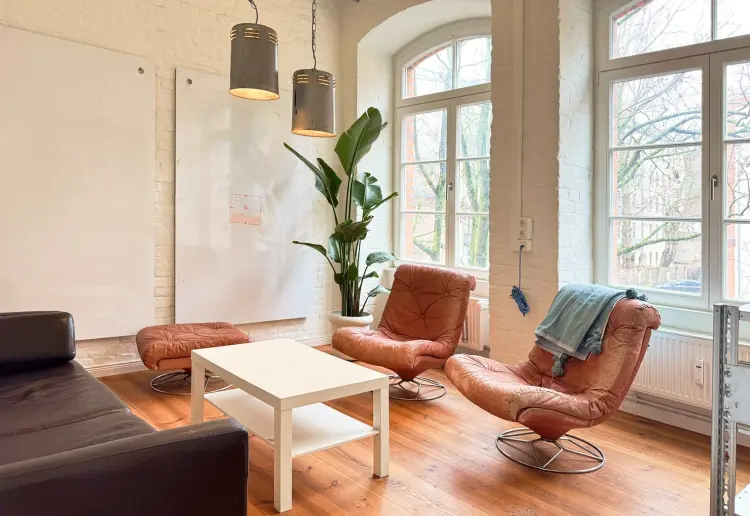 Bright Industrial Loft with Vaulted Ceilings in Kreuzberg near Viktoriapark