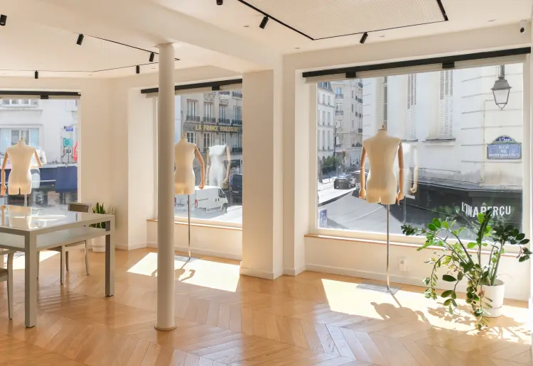 Air-Conditioned Boutique/Showroom in the Marais – 110 sqm