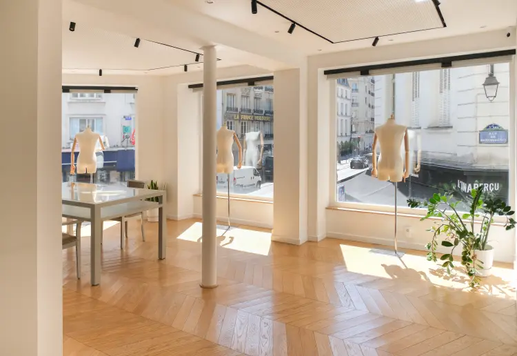 Air-Conditioned Boutique/Showroom in the Marais – 110 sqm